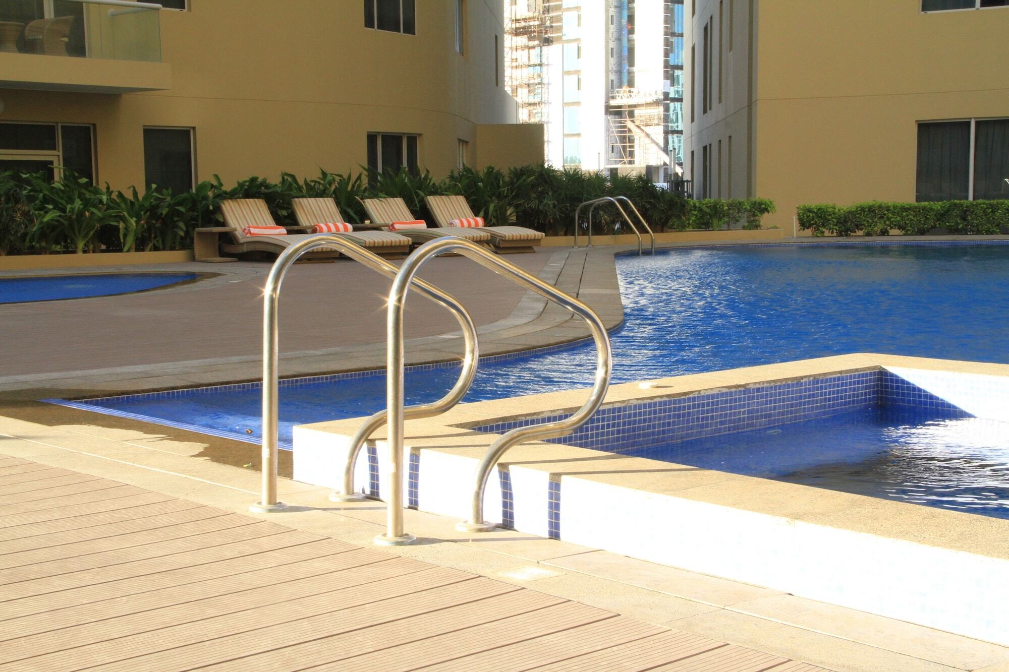 Gulf Suites Hotel Amwaj Manama Eksteriør bilde