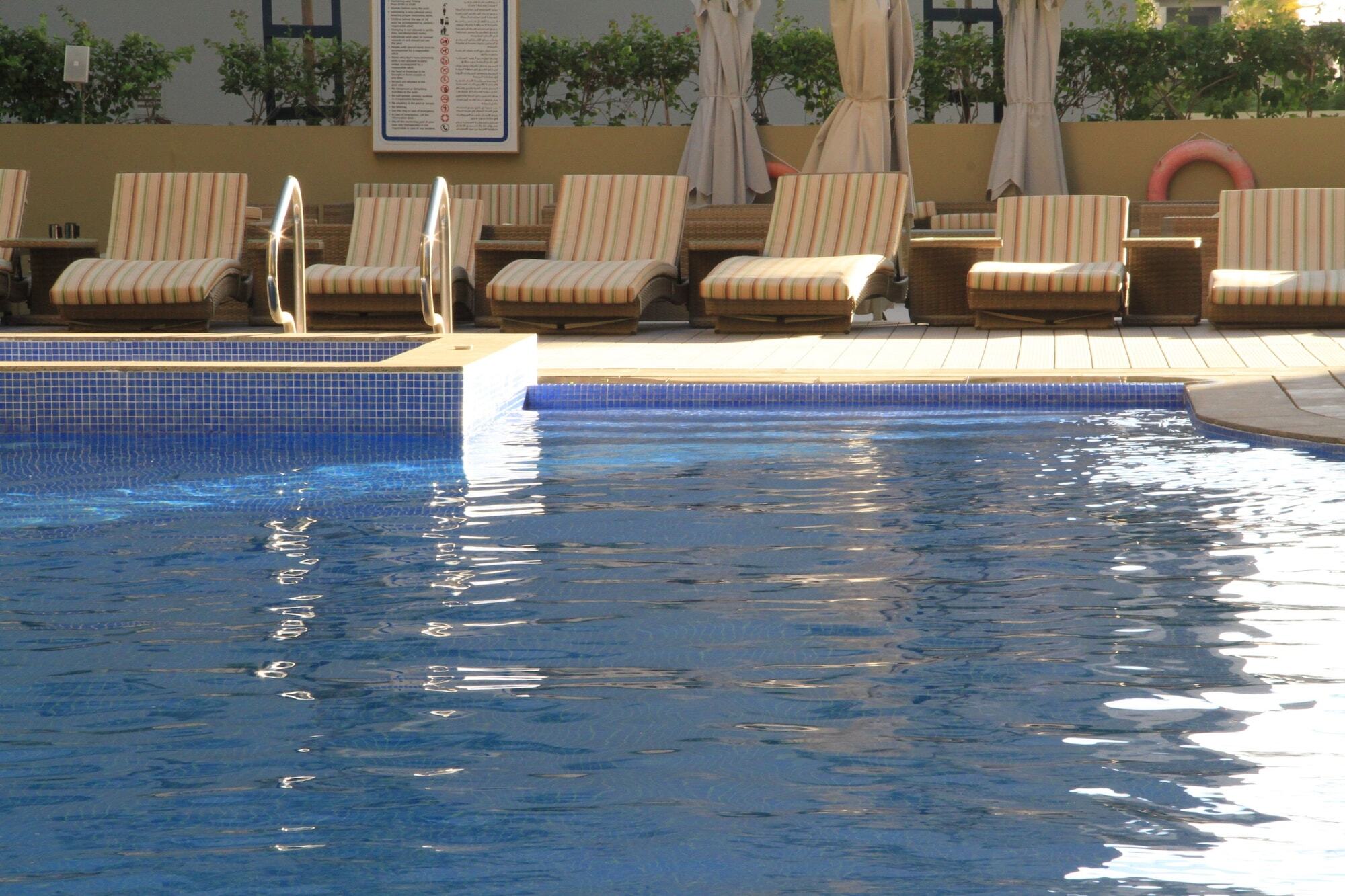 Gulf Suites Hotel Amwaj Manama Eksteriør bilde